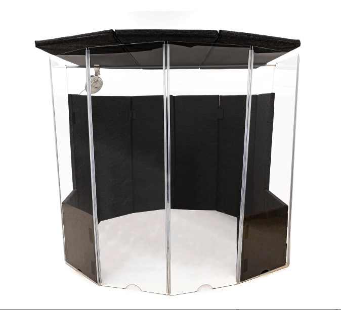 Fishbowl Booth - Closed View